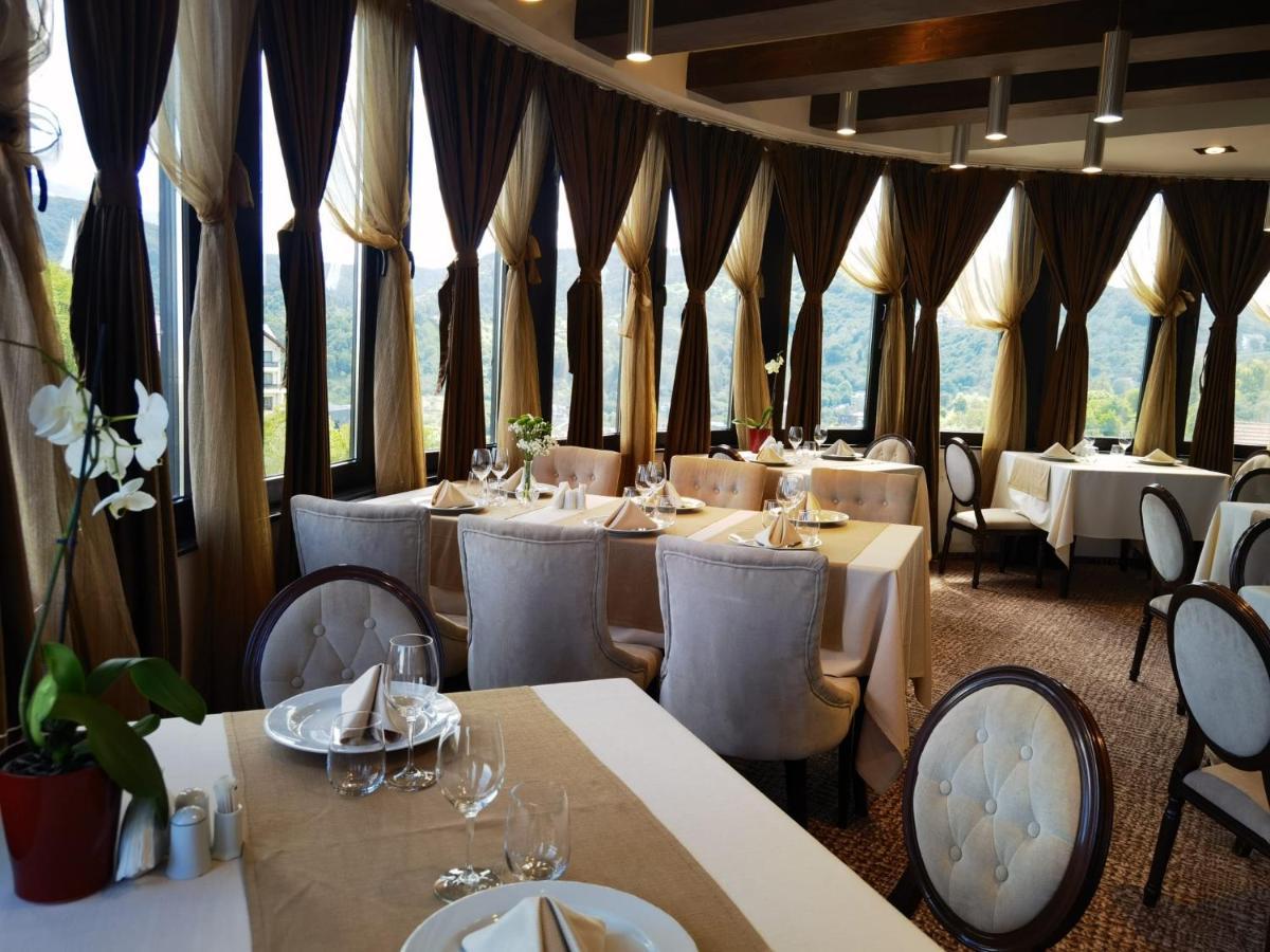 Hotel Belvedere บราชอฟ ภายนอก รูปภาพ