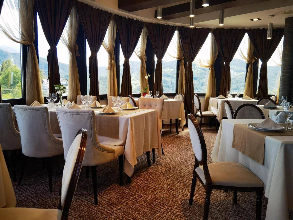 Hotel Belvedere บราชอฟ ภายนอก รูปภาพ